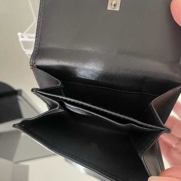 Vintagr Gucci GUCCISSIMA GG Leather featuring Silver buckle  bifold Wallet - Picture 5 of 7